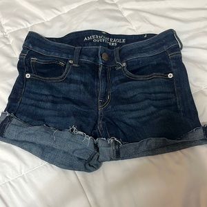 American eagle size 6 next level stretch 1977, old tag, dark wash, adjustable